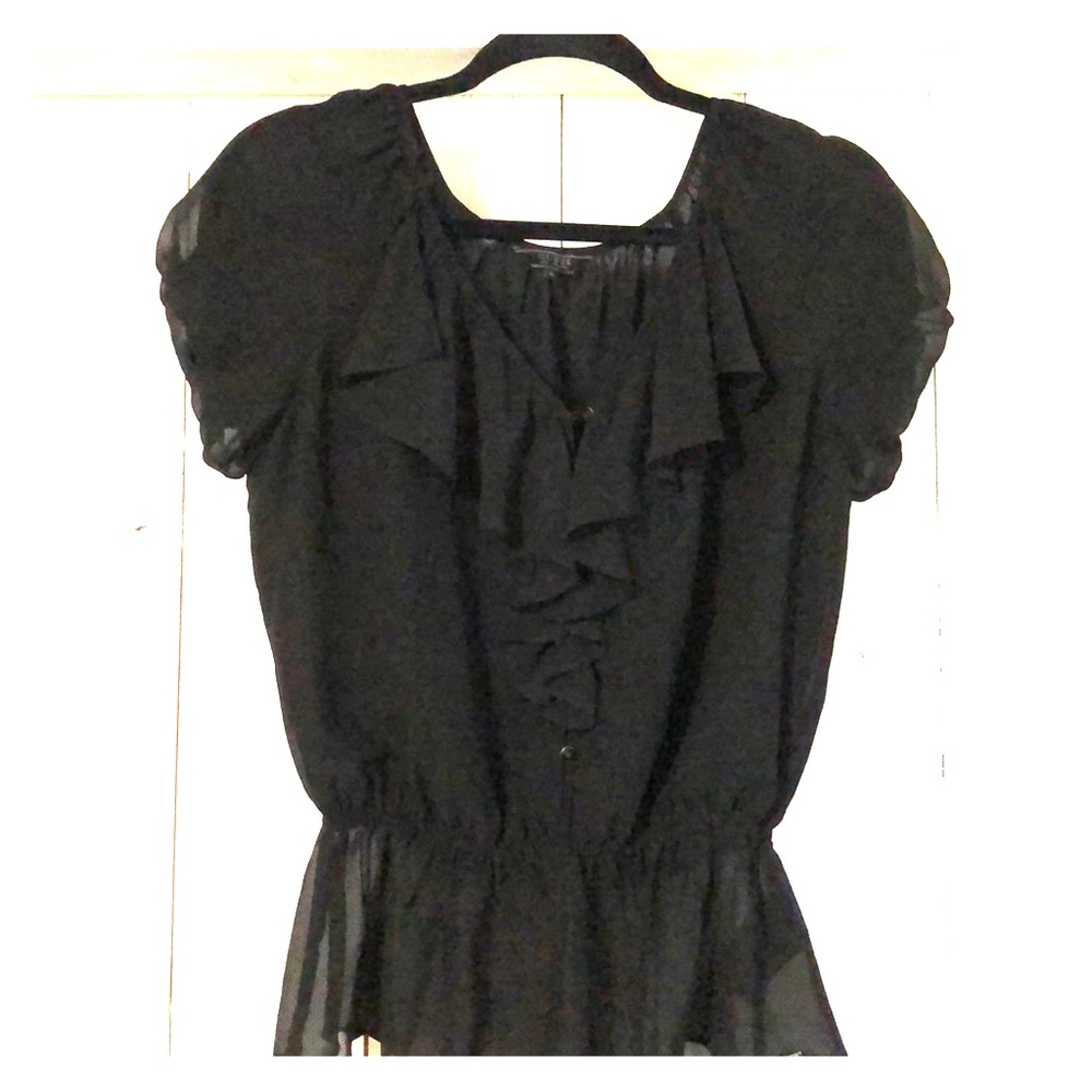 🌺 Guess Sheer Ruffled Blouse